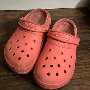 Crocs Shoes | Coral Classic Fuzz-Lined
Crocs | Color: Pink